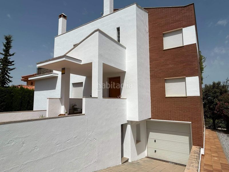 Foto 6c5d4402-6bc7-4e47-be85-c838c9e92ae9. Xalet amb calefacció aparcament a Altos de la Zubia Zubia (La)