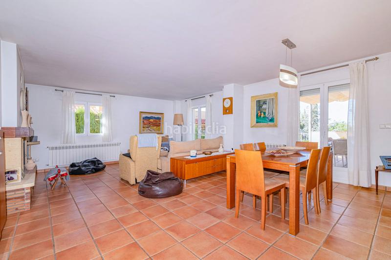 Foto 9f4a29d0-5996-4827-a48e-53c9de6b2fb9. Chalet con parcheggio in Altos de la Zubia Zubia (La)