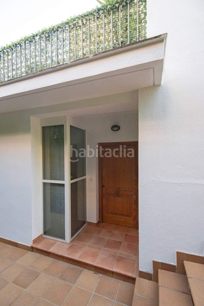 Foto e1b389b3-453a-4516-a27d-f0bba1ae557b. Xalet amb calefacció aparcament a Altos de la Zubia Zubia (La)