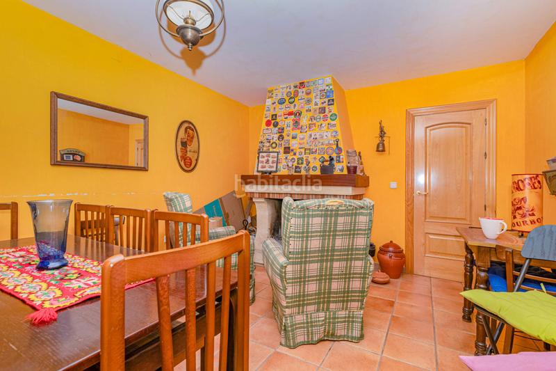 Foto f047cd94-add6-49da-b5a6-86868c657e55. Chalet con parcheggio in Altos de la Zubia Zubia (La)