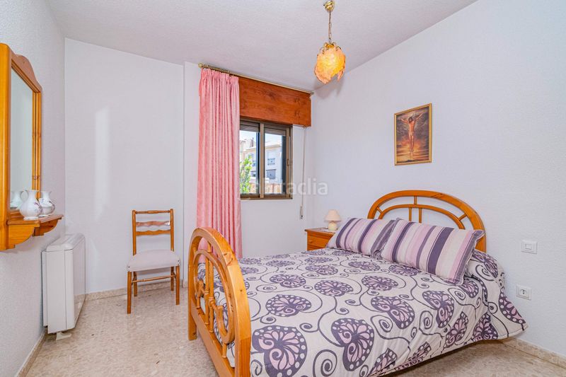 Foto 49970b01-8bf8-495e-a427-960fc069fd8c. Casa a calle hortensia 24 a Cájar