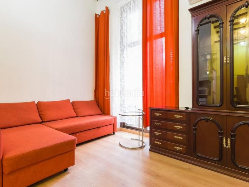 Foto c0d89514-033f-418b-8a85-c32744b6f924. Rent flat with heating in Gòtic Barcelona