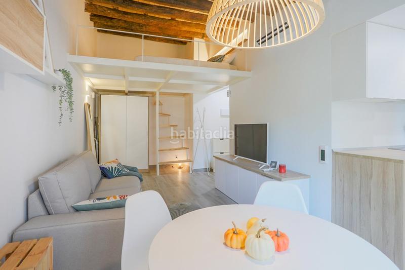 Foto 33e43d25-0d45-4154-a843-308a850aac3b. Miete dachwohnung mit heizung in Raval Barcelona