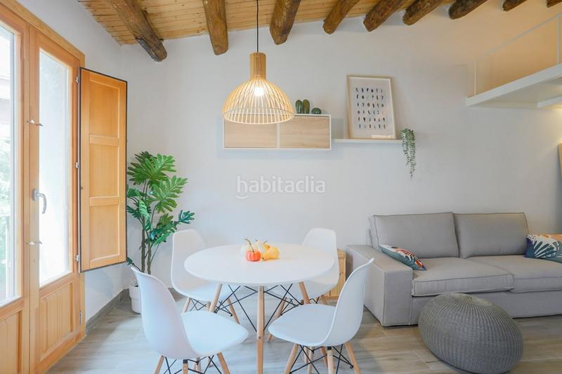 Foto d03942ac-5018-4051-906d-ec37e5fcb9ae. Rent penthouse with heating in Raval Barcelona