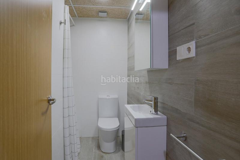 Foto fe9a17d6-6a06-4629-b577-38eb7f799700. Rent penthouse with heating in Raval Barcelona