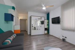 Location Studio  Passeig reina elisenda  montcada. Fantstico estudio luminoso y equipado y tranquilo