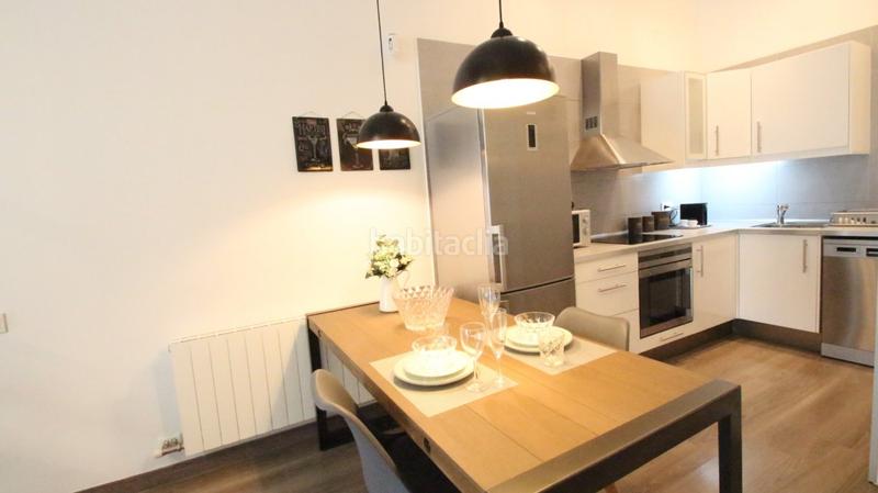 Foto a8d90740-5fc7-4021-a3d6-20da1ee2a7a6. Rent duplex with heating in El Poble Sec - Parc de Montjuïc Barcelona