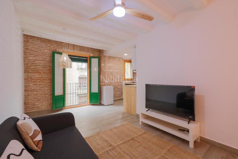 Foto cf63ed32-3805-46fa-881b-1fcaa9eb9f63. Miete etagenwohnung in Raval Barcelona