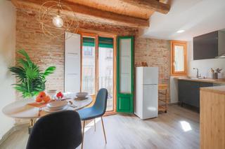 Location Appartement  Riera alta. Fantastico inmueble en finca rehabilitada con ascensor