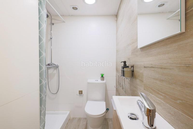 Foto 9b83536a-ec54-4486-8944-70b56c225801. Lloguer pis a Raval Barcelona