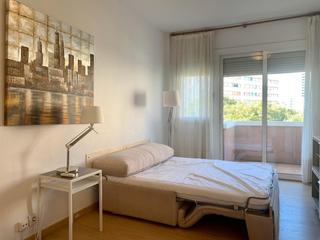 Miete Studiowohnung  Calle cardenal reig. Fantastico estudio con vistas muy luminoso