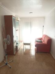 Rent Flat in San Cristóbal - San Diego. Se alquila piso amueblado en lorca