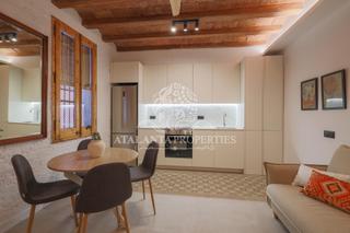 Rent Ground floor in Barceloneta. Fantasctico piso recien reformado para alq de temporada