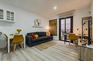 Alquiler Piso en Raval. Fantástico piso reformado con encanto a pocos metros del mercat