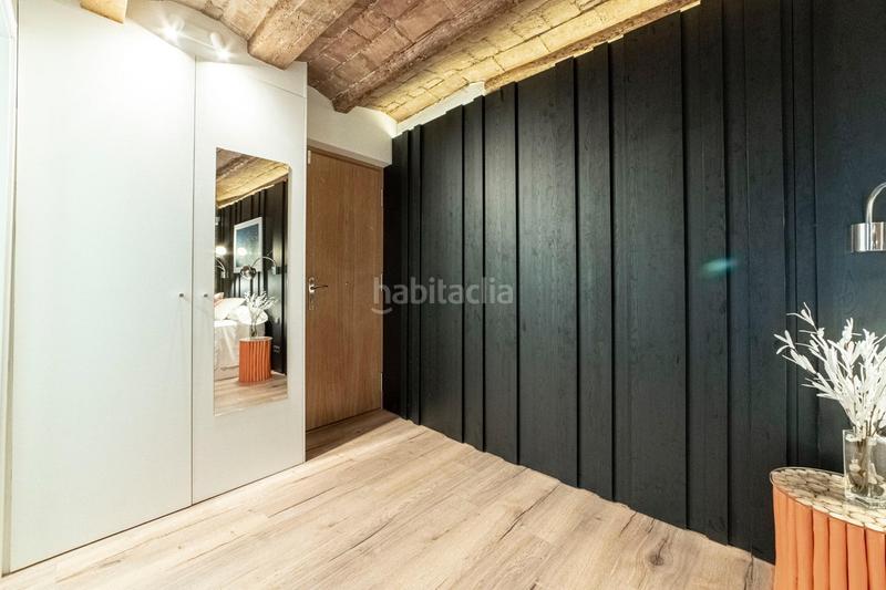 Foto 86b423d5-a203-4743-8a68-c29c57cf2a0f. Pis a Raval Barcelona