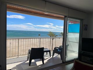 Affitto Piccolo appartamento in Avenida castelló 10. Apartamento nuevo en primera linea