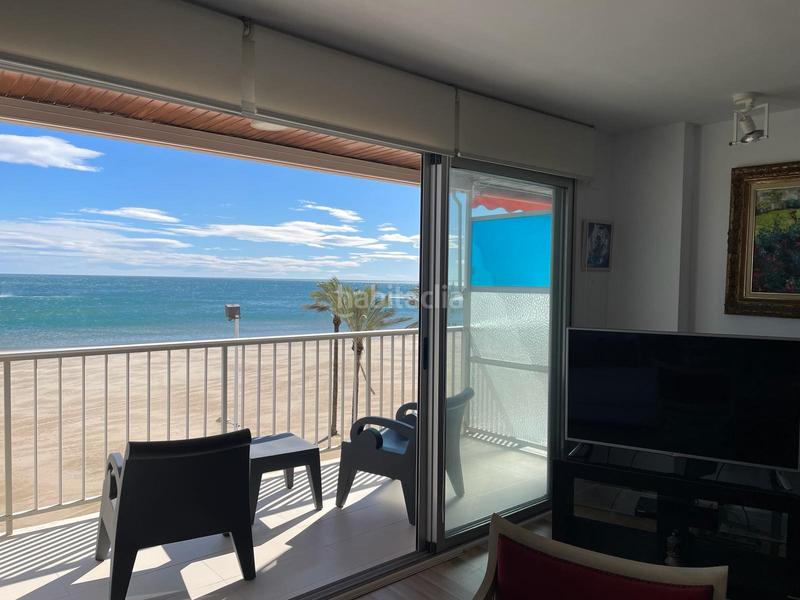 Foto f0b8ff16-4b95-4755-b6e9-abe84a12ec14. Alquiler apartamento en avenida castelló 10 apartamento nuevo en primera linea en Cullera