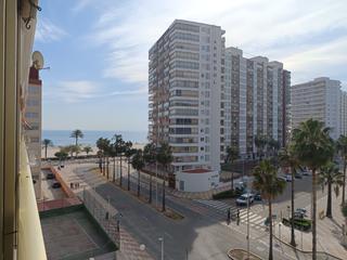 Apartament  Avinguda del país valencià. Apartamento en 2ª línea de playa de san antonio, reformado, edif