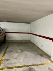 Aparcament cotxe a Carrer de la bega 21b. Garaje individual con buen acceso
