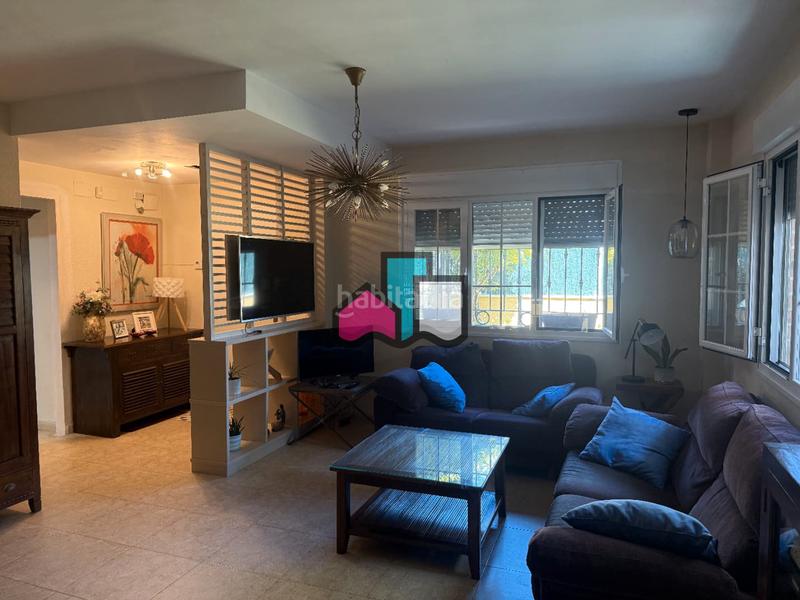 Foto 87ac4fca-8cfe-4b44-b391-8ff986984a77. Chalet mit parking in Bulevar del Xúquer Cullera