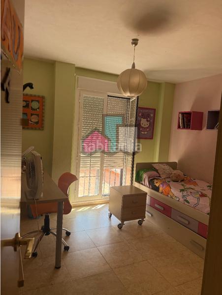 Foto f31e3bf3-059e-4de8-a55d-b5928c1c53d6. Chalet mit parking in Bulevar del Xúquer Cullera