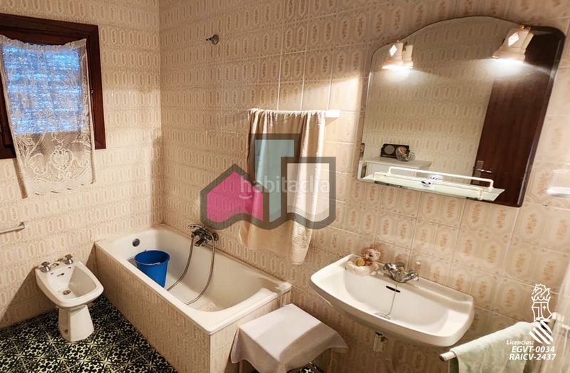 Foto ec2f149b-68ef-42fa-a284-48c7a25a82c1. Apartament a carrer del riu belcaide 5 a Les Palmeres Sueca