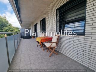 Pis a Carrer avel·lí artís gener tisner 10. Piso con piscina, parking y trastero!!!