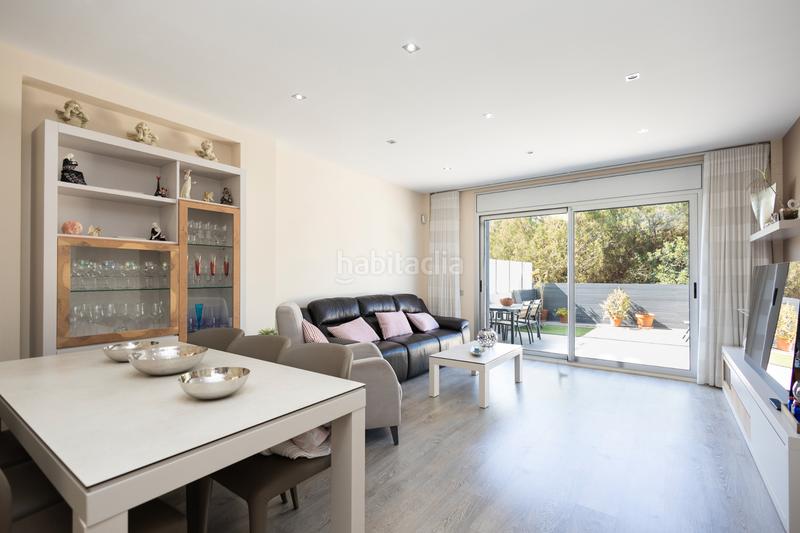 Foto 31449bf3-5781-408e-ae99-09ea1429b0cf. Doppelhaus mit heizung in Marianao Sant Boi de Llobregat