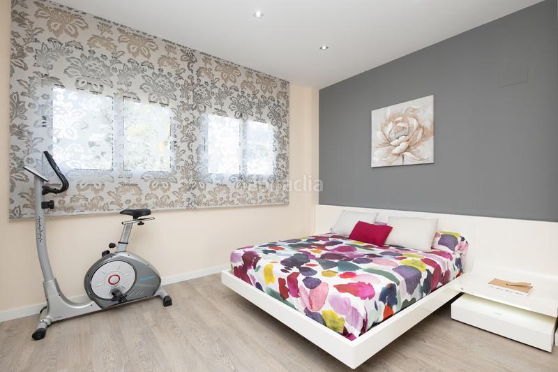 Foto 4fa32d94-a672-4d54-a74a-ce1a3b0e2c15. Doppelhaus mit heizung in Marianao Sant Boi de Llobregat