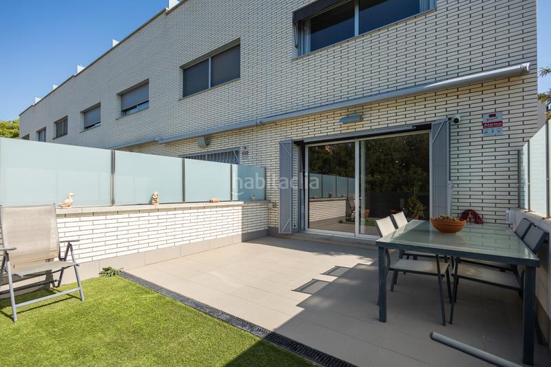 Foto 6c8428fb-fee9-4c12-8cb9-3207353030dc. Doppelhaus mit heizung in Marianao Sant Boi de Llobregat