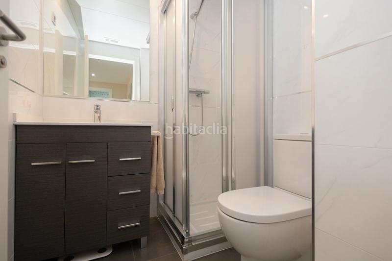 Foto 827091bc-fcbc-4f60-adf4-37956a1ca848. Doppelhaus mit heizung in Marianao Sant Boi de Llobregat