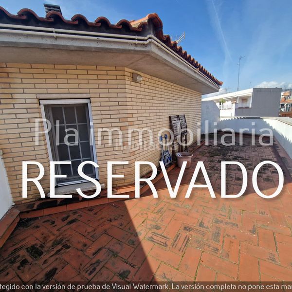Foto 88f9038a-7057-4565-b1ab-fc82bfc82065. Duplex in carrer enric granados 39 in Vinyets-Molí Vell Sant Boi de Llobregat