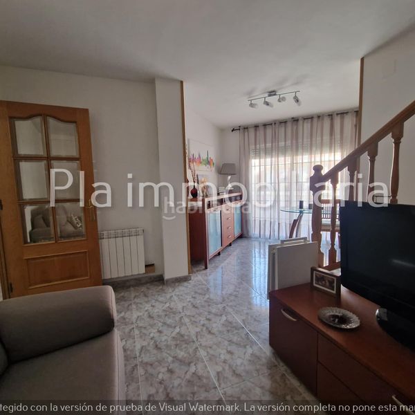 Foto a67a1fbf-104d-4da3-9ecb-7144230786f7. Duplex in carrer enric granados 39 in Vinyets-Molí Vell Sant Boi de Llobregat