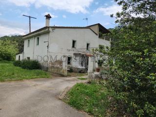 Chalet  Trullas. Masiá a bescano al bici carril de de 9 habitaciones