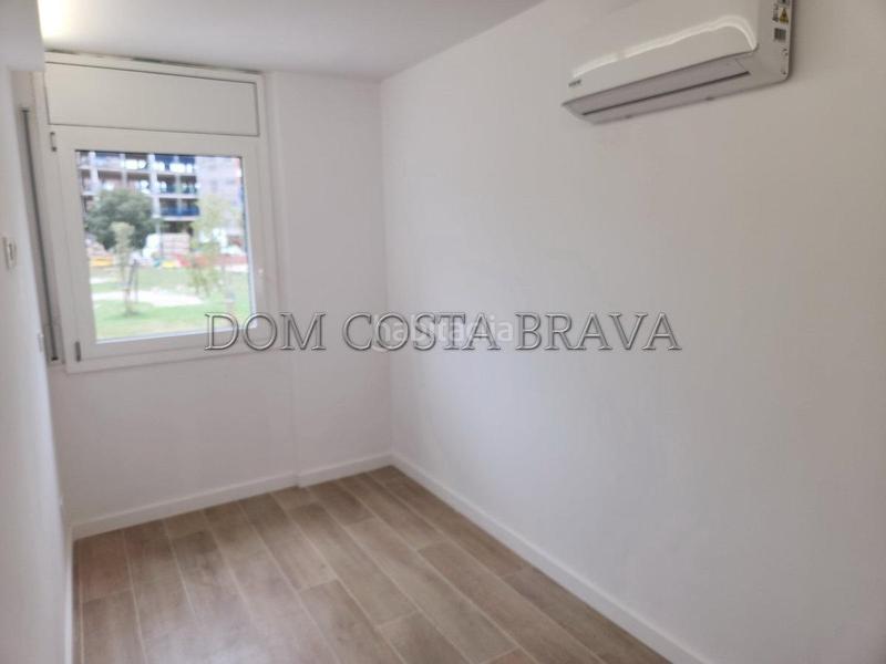 Foto 1ba1aa4d-2984-4564-a19f-dd47039533e0. Dúplex amb calefacció a Montilivi Girona