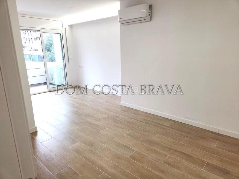 Foto 2cdcadaa-0310-4184-b347-9af54a22a347. Dúplex amb calefacció a Montilivi Girona