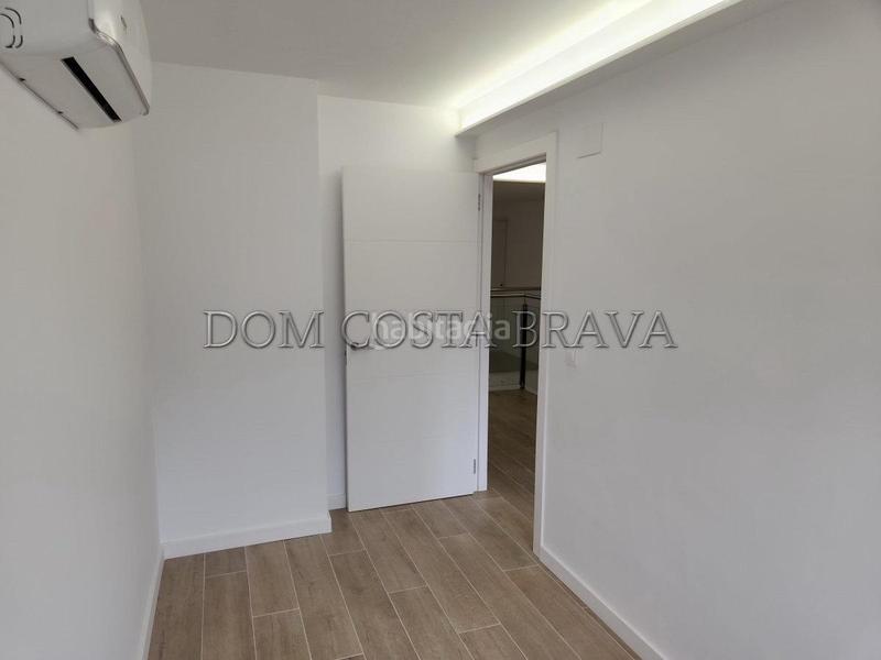 Foto 3cda93f9-6543-4550-9ae8-5a4fe2121542. Dúplex amb calefacció a Montilivi Girona