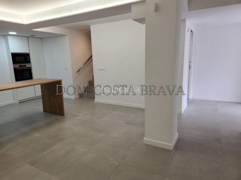 Foto af5ca92e-b713-491d-8850-c94857900520. Dúplex amb calefacció a Montilivi Girona