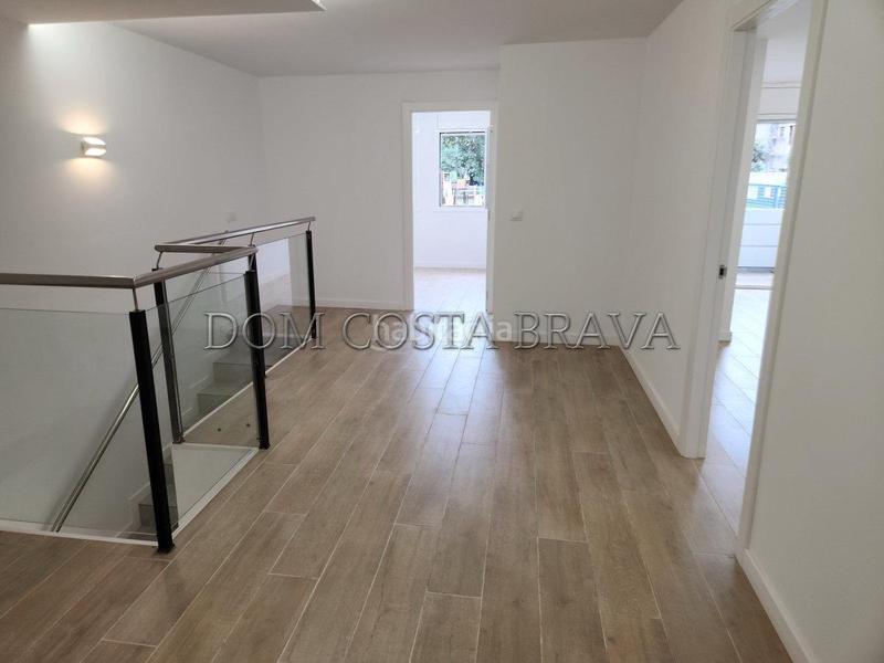 Foto cf17bd71-e216-4522-8262-f5b53356561a. Dúplex amb calefacció a Montilivi Girona