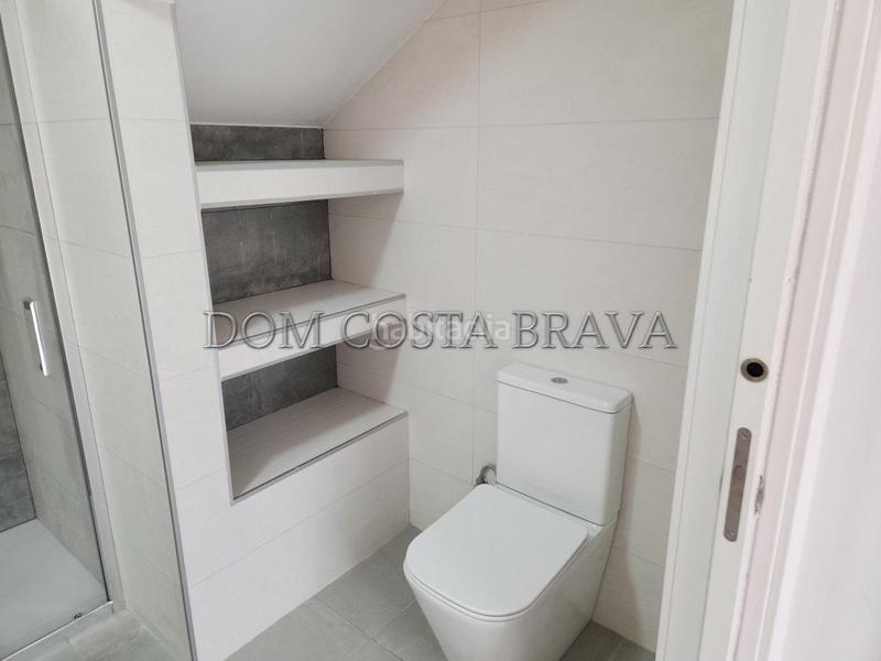 Foto e411aa94-d202-407c-ad34-ca68616c069e. Dúplex amb calefacció a Montilivi Girona