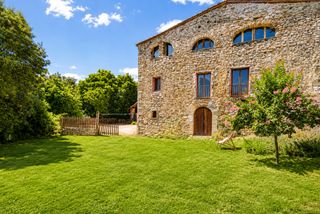 Country house  Carrer de sales. Masiá casa rural en la garrotxa