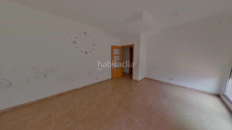 Foto 4fcbf1a8-9ffa-4d5a-ab28-4d489bea8e84. Apartament amb calefacció aparcament a Parc Bosc-Castell Figueres