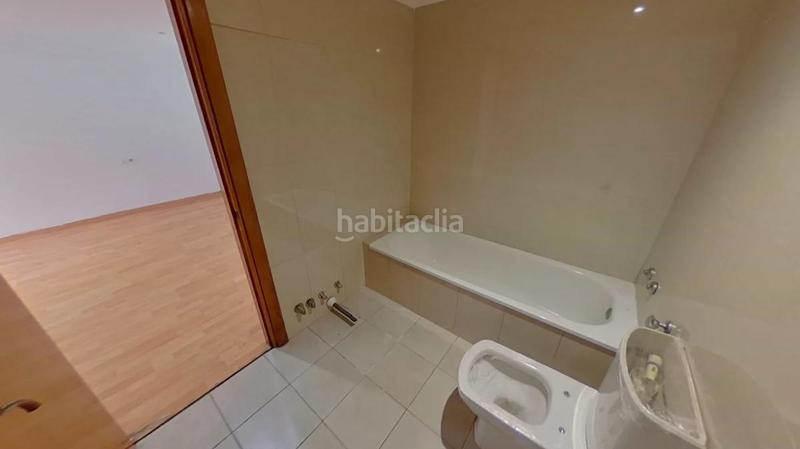 Foto 734e0647-5670-4acc-8c9c-6e4d02e4072c. Dúplex amb calefacció a Centre Blanes