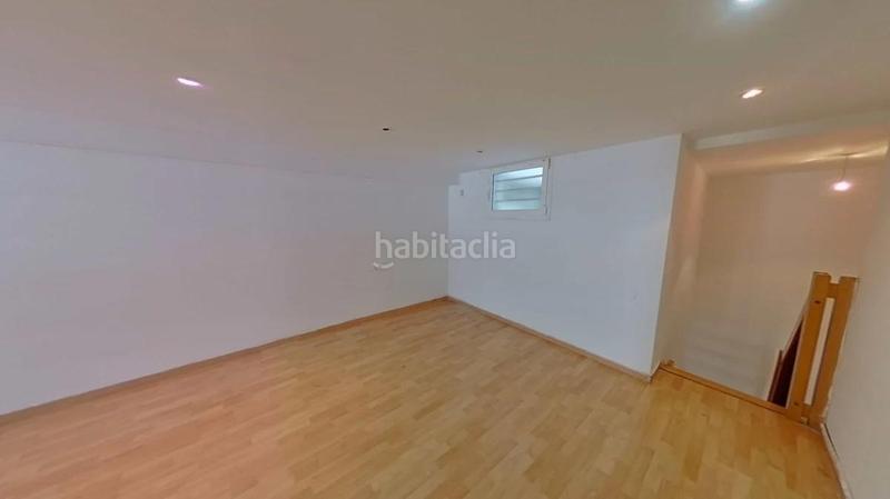 Foto a8a89360-1663-4058-9cf6-12845ec9db57. Dúplex amb calefacció a Centre Blanes