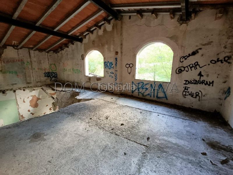 Foto 4a4923a9-3a96-4154-af0d-63bf2d83a7e2. Masia a Olot