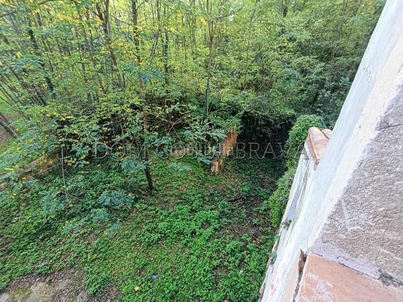 Foto 69cbcb8a-71e7-407b-80f0-74a098490400. Masia a Olot