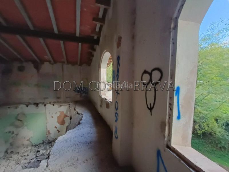 Foto e3fcc141-c2d6-4532-8ca0-bc56665f9e46. Masia a Olot