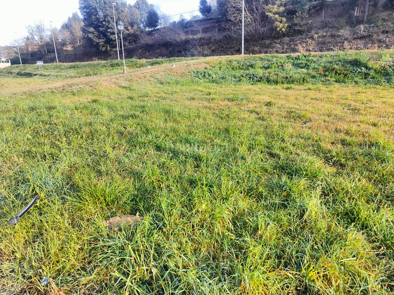 Foto 555637f6-dcf2-4f04-9187-be688596fee5. Terreno residencial suelo urbano - en Sant Feliu de Pallerols