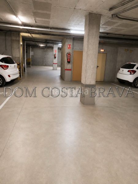 Foto 4a69dfa0-8d11-44c4-898d-33b42917a6e1. Pis amb calefacció aparcament a Olot
