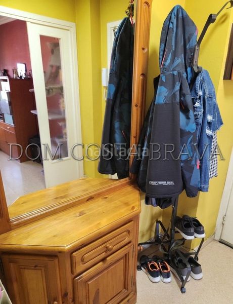 Foto bee7d102-63e3-41b1-9de7-8c1bee697328. Pis amb calefacció aparcament a Olot